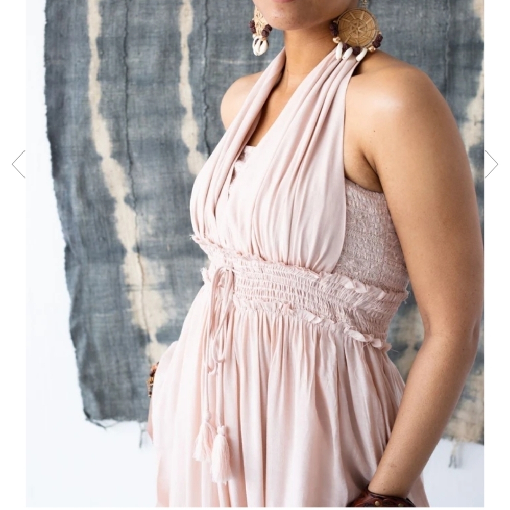 🦄Boho Maxi Halter Dress In Blush Pink